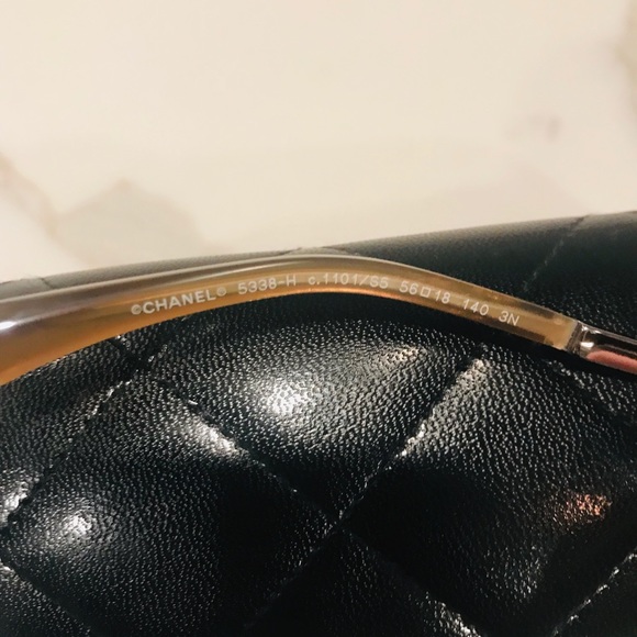 Chanel pearled butterfly sunglasses 🕶🕶🕶🕶 - Picture 7 of 7